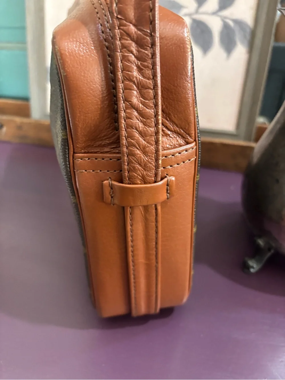 Louis Vuitton vintage Sac Bandouliere crossbody with classic monogram canvas.